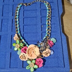 14kgp Vintage Statement Necklace